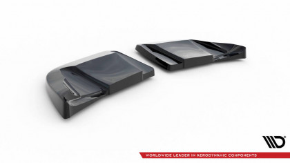 Splittery zadní boční Chevrolet Corvette C6 černý lesklý plast