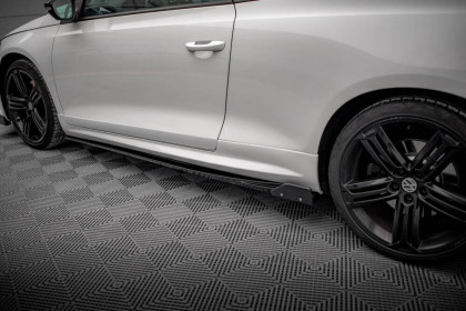 Prahové lišty V.2 + flaps Volkswagen Scirocco R Mk3 černý lesklý plast