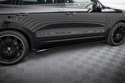 Prahové lišty Porsche Cayenne Mk2 Facelift černý lesklý plast