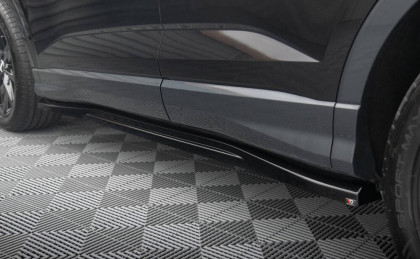 Prahové lišty Audi Q3 Sportback F3 černý lesklý plast