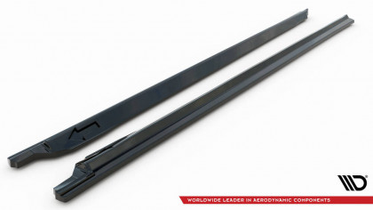 Prahové lišty V.2 Audi SQ7 / Q7 S-Line Mk2 černý lesklý plast