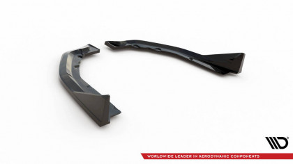 Splittery zadní boční V.4 BMW M4 G82 černý lesklý plast