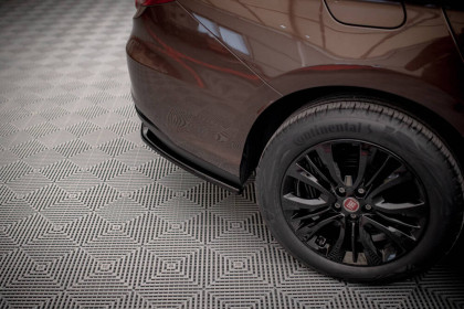 Spoiler zadního nárazniku Fiat Tipo S Sedan Mk1 černý lesklý plast