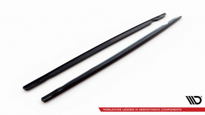 Prahové lišty V.3 Volkswagen Golf R Mk8 černý lesklý plast
