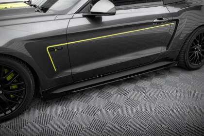 Prahové lišty Street pro + flaps Ford Mustang GT Mk6 černé