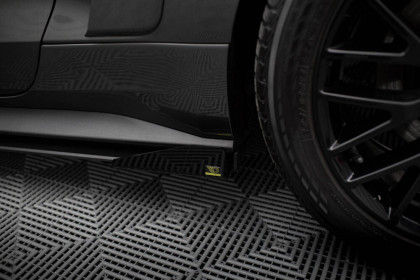 Prahové lišty Street pro + flaps Ford Mustang GT Mk6 černé