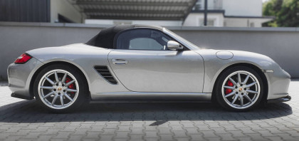 Prahové lišty Porsche Boxster 987 černý lesklý plast