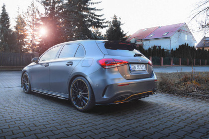 Spoiler zadního nárazniku Mercedes-Benz A Hatchback AMG Line W177 černý lesklý plast