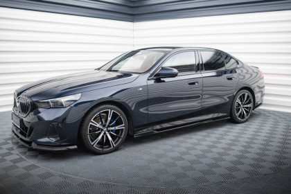 Prahové lišty V.1 BMW 5 M-Pack G60 černý lesklý plast