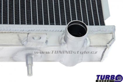 Sportovní chladič vody TurboWorks - Nissan 200SX S14