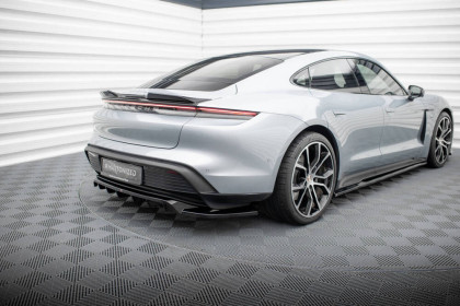 Spoiler zadního nárazniku Porsche Taycan Mk1 černý lesklý plast