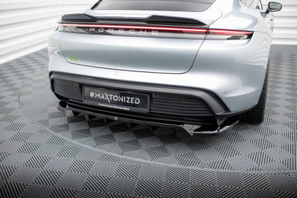 Spoiler zadního nárazniku Porsche Taycan Mk1 černý lesklý plast