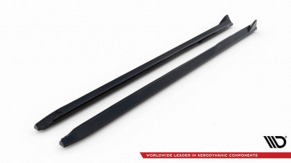 Prahové lišty V.4 Audi A4 / A4 S-Line / S4 B8  černý lesklý plast