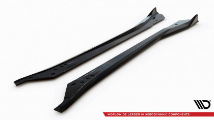 Prahové lišty V.2 Chevrolet Corvette C7 černý lesklý plast