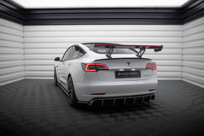 Zadní spoiler křídlo + LED Tesla Model 3 carbon