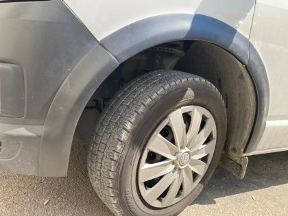 Plastové lemy blatníků pro VW Transporter T6 2015-2019 (SV / RD) (10ks)