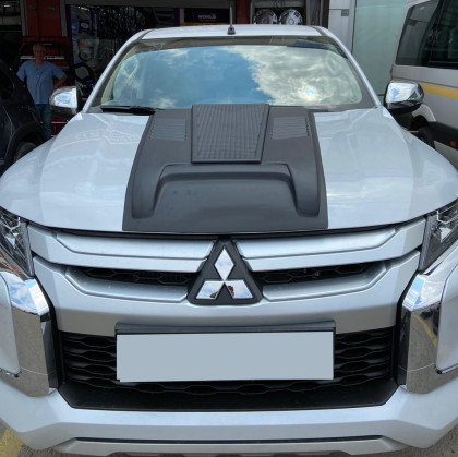 Kryt, nádech kapoty pro MITSUBISHI L200 Triton VI 2019+