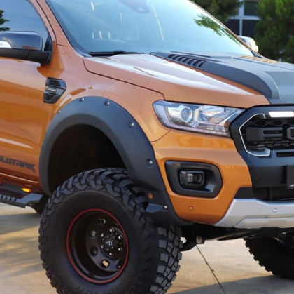 Plastové lemy blatníků pro FORD Ranger T8 2019-2022 s TÜV