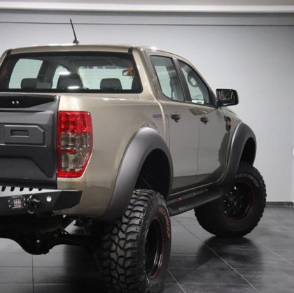 Plastové lemy blatníků pro FORD Ranger T6/T7/T8 2012-2022 (Jumbo) s TÜV