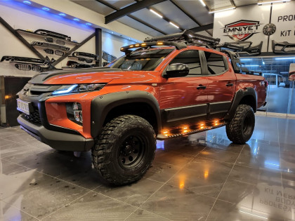Plastové lemy blatníků pro MITSUBISHI L200 Triton Series 6 2019+ s TÜV