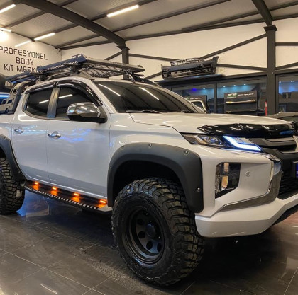 Plastové lemy blatníků pro MITSUBISHI L200 Triton Series 6 2019+ s TÜV