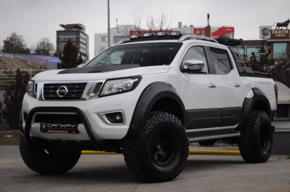 Plastové lemy blatníků pro NISSAN Navara NP300 (D23) 2014-2017 s TÜV