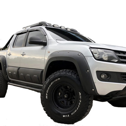 Plastové lemy blatníků pro VW Amarok MK1 2010-2016 s TÜV