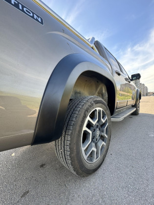 Plastové lemy blatníků pro VOLKSWAGEN Amarok MK2 2022+ s TÜV