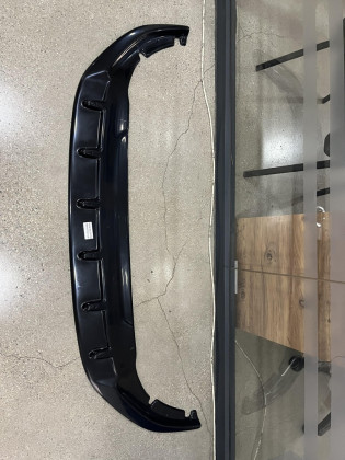 Spoiler pod přední nárazník pro VW VOLKSWAGEN Golf MK 8 2020+ s TÜV