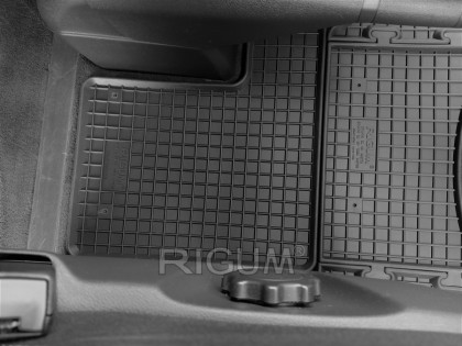 Gumové koberce RIGUM - VW T5 2místa + tunel 2003-