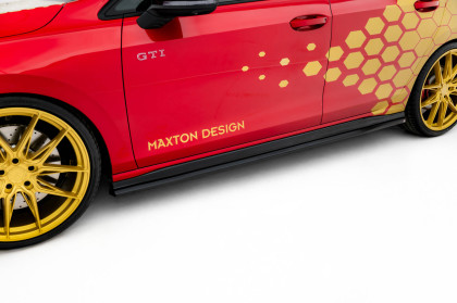 Prahové lišty V.2 Volkswagen Golf GTI Clubsport Mk8 Facelift černý lesklý plast