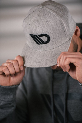 Čepice s kšiltem Maxton Heather Grey