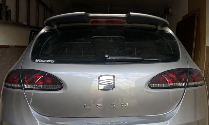Spoiler-křídlo střešní TFB Seat Leon II
