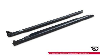 Prahové lišty Mercedes-AMG CLE 53 C236 černý lesklý plast