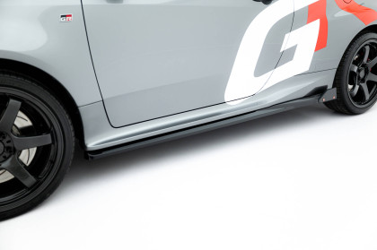 Prahové lišty + Flaps Toyota GR Yaris Mk4 Facelift černý lesklý plast
