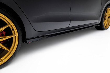 Prahové lišty V.1 Škoda Octavia RS Liftback / Combi Mk4 / Mk4 Facelift černý lesklý plast