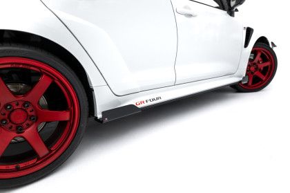 Prahové lišty Street pro + flaps Toyota GR Corolla Mk12 černo červené