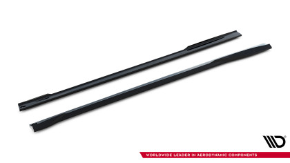Prahové lišty BMW 4 Cabrio / Coupe F33 / F32 černý lesklý plast