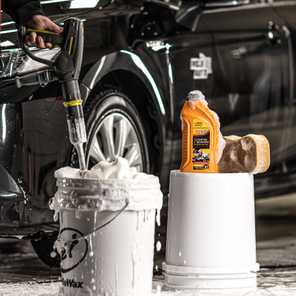 Moje Auto - Autošampon s voskem - 1,3l 