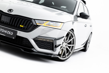 Spojler pod nárazník lipa V.4 Škoda Octavia RS Mk4 černý lesklý plast