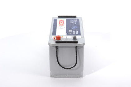 AKUMULATOR 140AH 800A T4 BOSCH