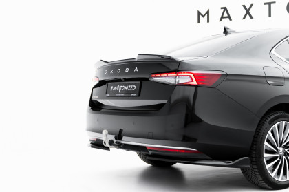 Spoiler zadního narázníku Škoda Superb Mk4 černý lesklý plast
