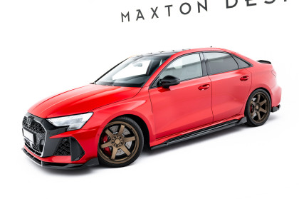 Prahové lišty V.2 Audi RS3 Sedan 8Y / 8Y Facelift černý lesklý plast