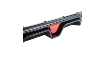 Dyfuzor BMW 5 G30 F90 G31 Gloss Black Swiatło LED Stop