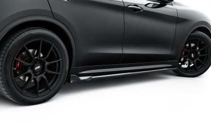 Prahové lišty V.2 Alfa Romeo Stelvio Mk1 černý lesklý plast