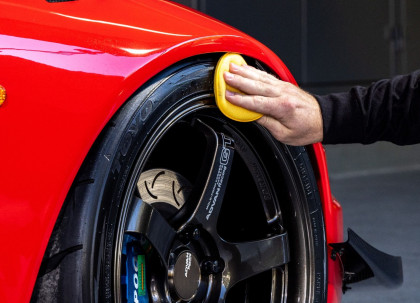 Meguiar's Hybrid Ceramic Tire Shine - keramická ochrana a lesk na pneumatiky, 473 ml