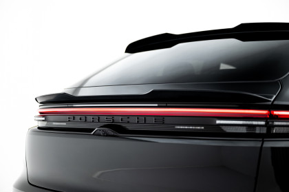 Prodloužení spoileru spodní Porsche Macan EV Mk1 černý lesklý plast