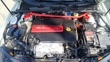 Rozpórka Alfa Romeo 159 diesel Red