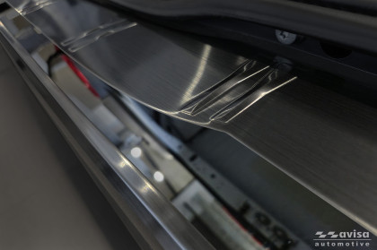 Nerezová ochranná lišta zadního nárazníku Avisa pro Mercedes V Klasa W447/ Vito 3 černá