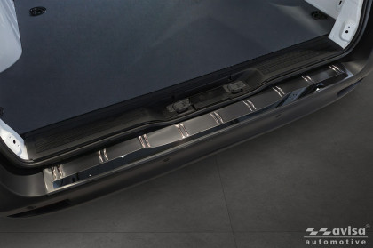 Nerezová ochranná lišta zadního nárazníku Avisa pro Mercedes V Klasa W447/ Vito 3 černá